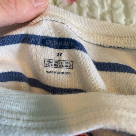 Old Navy Toddler Outfit - Picture 7 of 7